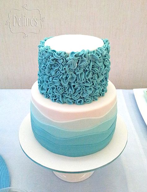 Torta en el mar, Torta Sirenas Tiffany Blue Wedding Cake, Sweet 16 Birthday Cake, Sea Cakes, Beach Cakes, Sweet 16 Cakes, 16 Cake, 16 Birthday Cake, Dream Wedding Cake, Cute Birthday Ideas