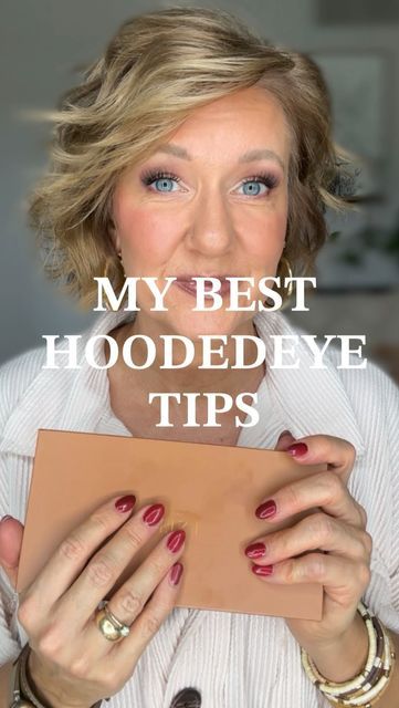 Makeup For Droopy Eyelids, Remember The Goal, Eye Makeup For Hooded Eyes, Eyeshadow For Hooded Eyes, Hooded Eye Makeup Tutorial, Eyeshadow Colors, Makeup For Older Women, Applying Eye Makeup, Natural Eyeshadow