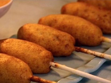 Try these Shrimp Corn Dogs for a twist on the American classic! Seafood Sides, Corn Dogs Recipe, Carnival Eats, Shrimp On The Barbie, Shrimp Corn, Corndog Recipe, Dog Bread, Mini Hamburgers, Batter Recipe