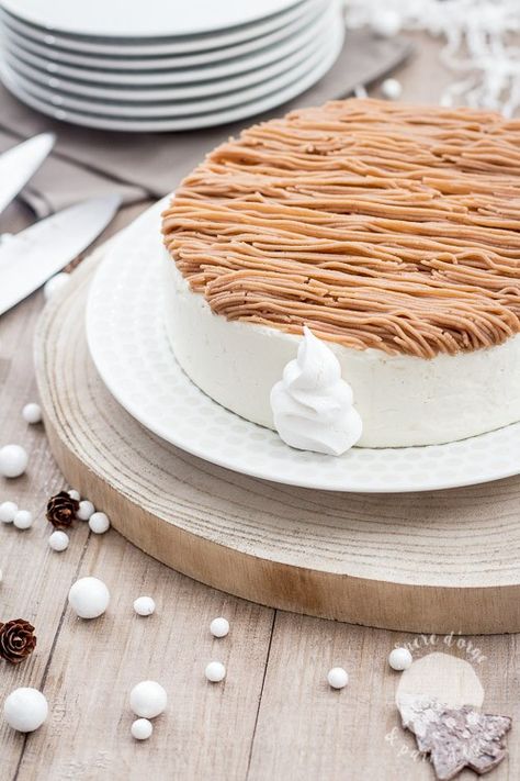 Mont Blanc Cake, Layer Cake Recipes, Food Displays, French Pastries, Mini Desserts, Pavlova, International Recipes, Sans Gluten, Layer Cake