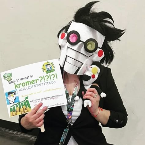 Spamton from Deltarune cosplay Spamton G Spamton Cosplay, Jevil Deltarune Cosplay, Spamton Plush, Spamton Cosplay, Spamton Pfp, Deltarune Cosplay, Cosplay Helmet, Undertale Memes, Toby Fox