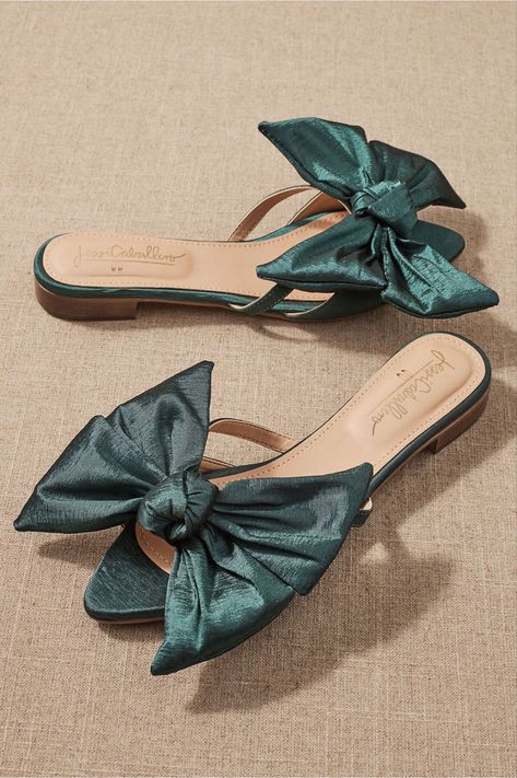 Nice Flat Shoes, Church Lady Hats, Bridesmaid Dresses Formal, Wedding Dresses Bridesmaids, Anthropologie Wedding, Gowns Bridesmaid, Girly Shoes, Swag Shoes, Fabulous Shoes