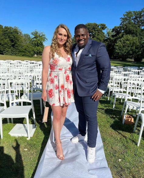 Bishop Jakes, Black Guy White Girl, The Black Family, Black Man White Girl, Black And White Models, Casting Crowns, Black Woman White Man, Interracial Family, Interacial Couples