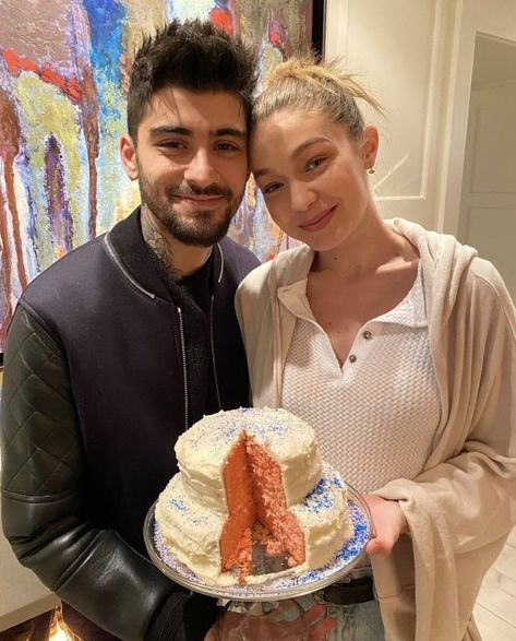 barbie on Twitter: "Khai Malik Hadid. The chosen one, royalty and nobility.… " Zayn Malik Taylor Swift, Zayn Malik And Gigi Hadid, Gigi Hadid And Zayn Malik, Gigi Hadid And Zayn, Zayn Malik Pics, Girl Online, Proud Mom, Oui Oui, Zayn Malik