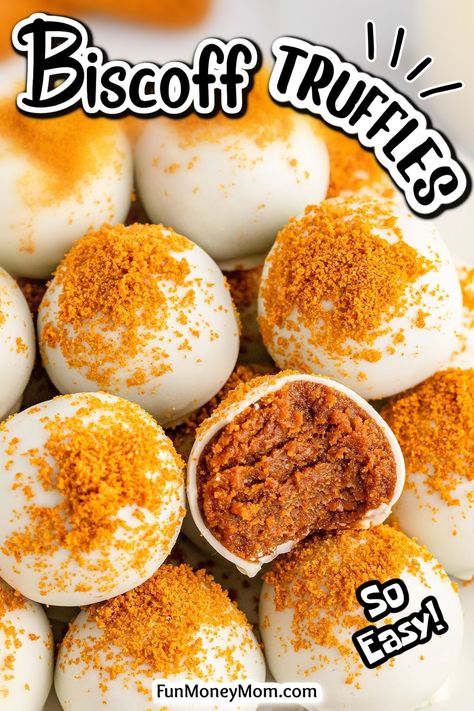 Biscoff Truffle Balls, Biscoff Cake Pops, Chick Truffles, Biscoff Balls Recipe, Biscoff Bites, Biscoff Balls, Dessert Recipes With Biscoff Cookies, Cookie Truffle Balls, Dessert Using Biscoff Cookies