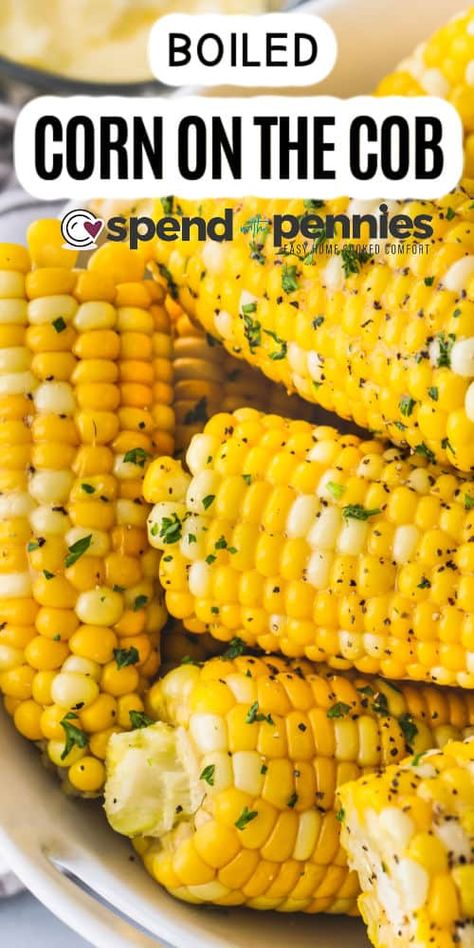 It won't take long to make this easy-boiled corn on the cob recipe. Nothing beats the sweet and juicy kernels of corn, especially during the summer when it is at its height of sweetness. All it takes is a little water, corn, butter, and salt to have this hard-to-resist side dish ready for serving. #boiledcornonthecob #howtoboilcornonthecob #cornonthecobboiled #spendwithpennies How To Boil Corn, Boiled Corn On The Cob, Boil Corn On The Cob, Corn Butter, Oven Roasted Corn, Corn On The Cob Recipe, Recipes Grilling, Juicy Hamburgers, Meatless Dishes