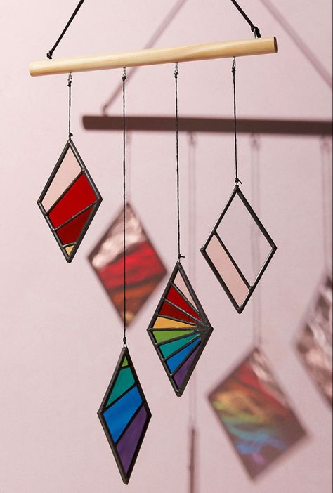 Rainbow Prism, Tiffany Art, Wall Piece, Stained Glass Decor, Glass Art Projects, Tiffany Glass, Stained Glass Diy, Rainbow Glass, Stained Glass Crafts