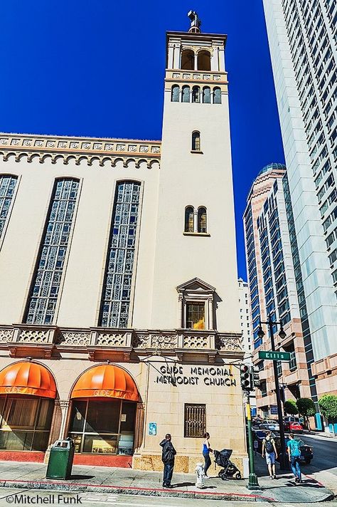 Tenderloin San Francisco, Pretty Cities, San Francisco Architecture, Modern Skyscrapers, Figure Design, Fairmont Hotel, East Bay, Urban Environment, San Fran