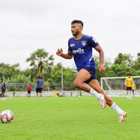 Football, ISL: Rahim Ali Extends Keep at Chennaiyin FC Till 2024, #Ali #Chennaiyin #ChennaiyinFC #Extends #IndianSuperLeague(ISL) #ISL #Rahim #RahimAli #Stay Check more at https://timesof24.com/isl-rahim-ali-extends-keep-at-chennaiyin-fc-till-2024/ Chennaiyin Fc, Chennai, Football, Running, Sports, American Football