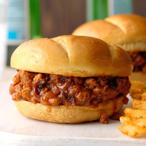 Want a holiday spin on sloppy joes? This combination of turkey and cranberries is a big hit with everyone who tastes it! The flavor has a touch of sweetness, a touch of salt—just right for a holiday get-together. The slow cooker makes it easy to keep warm on a buffet. —Christine Grimm, Mount Wolf, Pennsylvania Taste Of Home Turkey, Turkey Sloppy Joes Recipe, Turkey Sloppy Joes, Balsamic Steak, Cranberry Turkey, Turkey Cranberry, Slow Cooker Turkey, Easy Chicken Pot Pie, Sloppy Joes Recipe