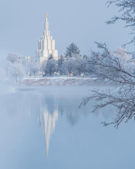 Temples 📸 by Josh Packer on Instagram: “A or B? Idaho Falls, Idaho =========================== 📸 = @packtography” Temples Lds, Lds Pictures, Idaho Falls Temple, Church Photography, Lds Temple Pictures, Later Day Saints, Temple Lds, Mormon Temples, Temple Photography