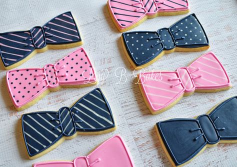 Bowtie Cookies, Pasta Design, Bow Tie Cake, Bow Tie Cookies, Trendy Baby Onesies, Boys Food, Tie Ideas, Baby Bowtie, Trendy Baby Nursery