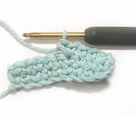 Single Crochet Increase, How To Triple Crochet, Crochet Tutorials For Beginners, How To Single Crochet, Advanced Crochet Stitches, Chevron Crochet Patterns, Crochet Increase, Baby Blanket Crochet Pattern Easy, Crochet Ripple Pattern