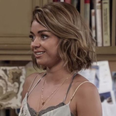 Hailey Dunphy Short Hair, Haley Dunphy Short Hair, Hayley Dunphy Hair, Hailey Dunphy Hair, Sarah Hyland Short Hair, Hailey Dunphy, Jane Aesthetic, Haley Dunphy, Ice Hair