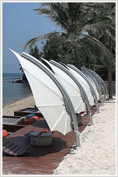 Patio Umbrellas - Yes, Everybody Wants It! Isn't that what you are searching for? Visit now for more ideas. Best Patio Umbrella, Backyard Gathering, Summer Gathering, Garden Store, Useful Ideas, Market Umbrella, Patio Umbrellas, Garden Tips, Outdoor Oasis