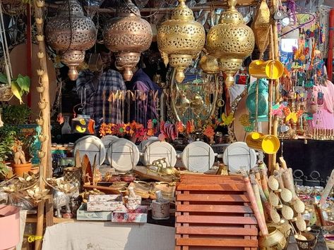 https://gowithharry.com/dilli-haat-delhi/ Country Market, Cultural Activities