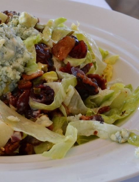 Bob Evans Cranberry Pecan Chicken Salad Recipe - Secret Copycat Restaurant Recipes Pecan Chicken Salad Recipe, Bacon Pasta Salad Recipes, Bob Evans Recipes, Cranberry Pecan Chicken Salad, Wild Rice Salad Recipe, Chicken Tender Salad, Bacon Pasta Salad, Cranberry Salad Recipes, Cranberry Chicken Salad