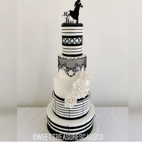 Xhosa Wedding, White Cake, Cake Decorating Techniques, Black And White Colour, Color Themes, Traditional Wedding, Amazing Cakes, Perfect Wedding, Diaper Cake