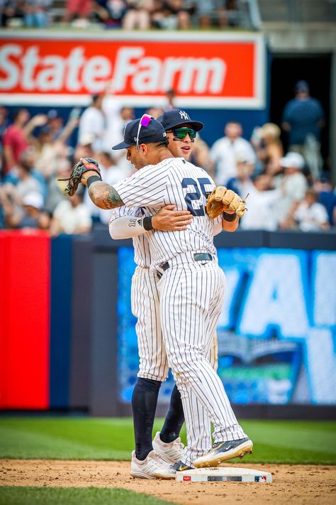 Torres Tattoo, Anthony Volpe, Gleyber Torres, Damn Yankees, Yankees Baseball, Ny Yankees, Baseball Softball, Baseball Players, New York Yankees