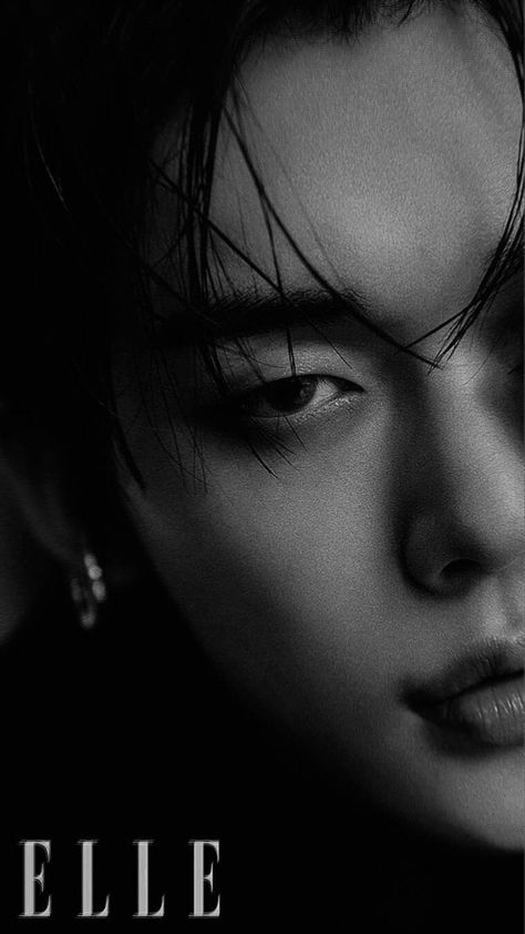 Yeonjun Wallpaper Dark, Yeonjun Homescreen, Yonjoon Txt, Dark Kpop Wallpaper, Yeonjun Wallpaper Lockscreen, Yeonjun Wallpaper, Yeonjun Txt, Choi Yeonjun, Dark Wallpaper