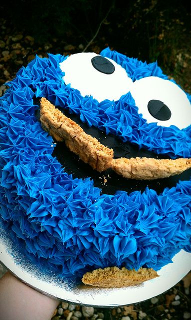 :) Monster Birthday Cakes, Baby Bill, Cookies Monster, Toddler Birthday Cakes, Clean Eating Cookies, Easter Cookie Recipes, Chocolate Chip Pudding, Cookie Monster Cake, Super Cookies