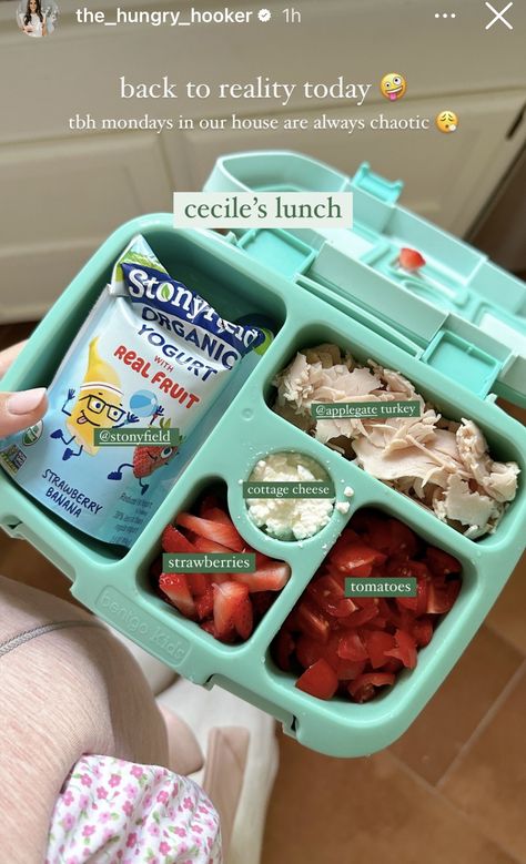 Toddler Lunch Box Ideas For Daycare, Picky Eater Lunch Box Ideas, Toddler Lunch Box Ideas, Daycare Lunch Ideas, Lunch Board, Homemade School Lunches, Picky Eater Lunch, Teacher Lunches, Kids Lunch Box Meals