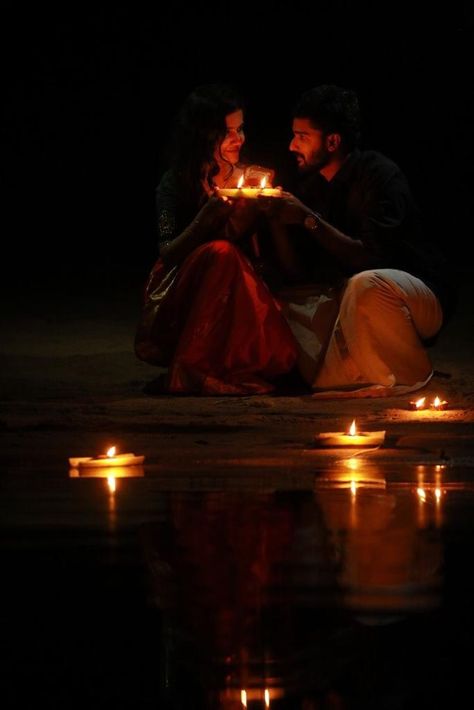 Couple Diwali Photoshoot, Diwali Photography Couple, Diwali Couples Photoshoot, Aesthetic Wedding Couple Pictures, Couple Poses Diwali, Diwali Photoshoot Ideas Couple, Diwali Couple Photoshoot, Diwali Pics Ideas Couple, Couple Poses For Diwali