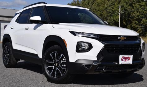 Car 2023, Chevy Trailblazer, Cars Aesthetic, Chevrolet Blazer, Car Ideas, 2023 Vision Board, First Car, 2023 Vision, My Dream Car