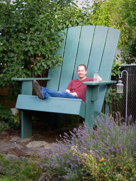 Giant Adirondack Chair - Imgur http://www.reddit.com/r/DIY/comments/x75eu/built_an_adirondack_chair_its_7_feet_tall/ Giant Adirondack Chair, Adirondack Chairs Diy, Adirondack Chair Plans, Big Chair, Rustic Chair, Large Chair, Lawn Chairs, Wood Plans, Building A Deck