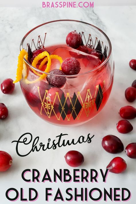 This is an elegant drink that will impress your guests but is actually quite easy to make. If you love Bourbon and appreciate the subtle flavor nuances of a classic Old Fashioned, then you will love this Cranberry Old Fashioned. Perfect for a couples night by the fire or a holiday dinner party. Good Whiskey Drinks, Cranberry Uses, Cranberry Simple Syrup, Couples Night, Classic Old Fashioned, Fresh Cranberry, Fall Dinner Party, Cranberry Cocktail, Seasonal Drinks