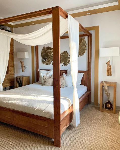 King Size Canopy Bed, Wood Canopy Bed, Canopy Bed Diy, Window Seat Design, Wood Canopy, Canopy Bed Frame, Apartment Decorating Living, Country House Interior, Four Poster