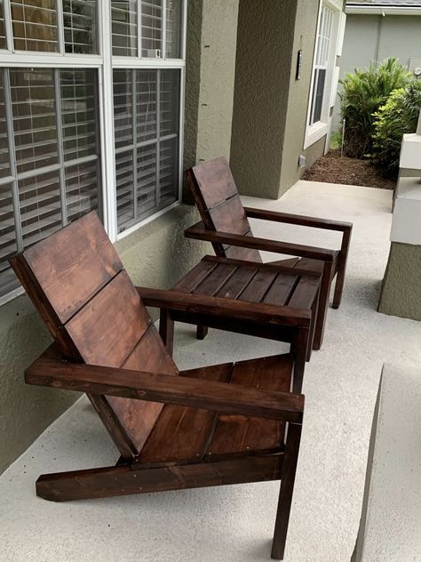 Patio Chairs And Table, Outdoor Side Table Modern, Wood Projects Chair, Weather Proof Outdoor Furniture, Garden Chairs Outdoor Wood, Outdoor Fire Pit Chairs, Diy Fire Pit Chairs, 2x4 Adirondack Chair Plans Free, Outdoor Side Table Diy