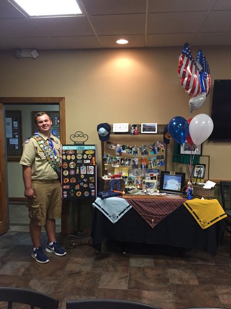 Eagle Scout Court Of Honor Table, Eagle Scout Board, Bsa Court Of Honor Ideas, Eagle Scout Decorations, Eagle Scout Ceremony Ideas, Eagle Scout Court Of Honor Ideas Display Table Decorations, Eagle Scout Court Of Honor Centerpieces, Eagle Court Of Honor Decorations, Eagle Court Of Honor Ideas