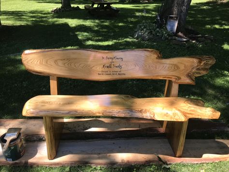 Memorial Bench Wood Bench Design, Edge Ideas, Rustic Wood Bench, Bbq House, Cedar Bench, Memorial Gardens, Wood Benches, Wood Bench Outdoor, Rustic Log Furniture