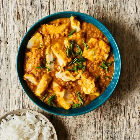 Chetna Makan’s four easy curry recipes | Food | The Guardian Yoghurt Chicken, Easy Curry Recipes, Chetna Makan, Fish Entrees, Dump Recipes, Lentil Dahl, Curry Recipes Easy, Tandoori Roti, Weekend Food