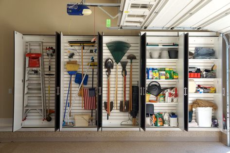 Industrial Garage, Garage Wall Storage, Garage Storage Inspiration, Plan Garage, Diy Garage Storage Cabinets, Garage Design Interior, Garage Organisation, Garage Shelves, Storage Solutions Closet