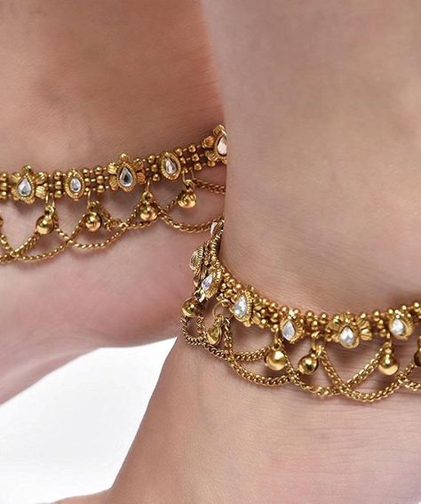 Anklets Design, Kundan Anklets, Bridal Payal, Dulhan Bridal, Payal Designs Silver, Bell Anklet, Silver Anklets Designs, Anklets Indian, Bridal Anklet