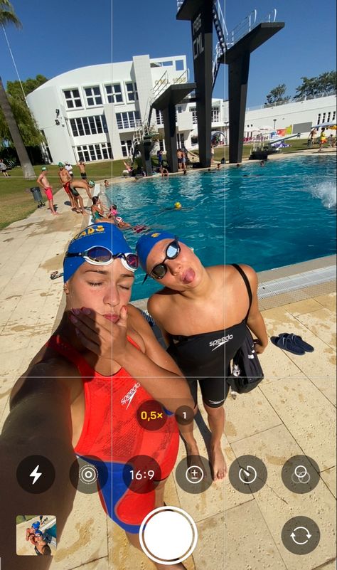 speedo arena goggles swimmers swimming bestie teammate Swimming Competition Aesthetic, Swimmer Couple, Swimmer Asthetic, Swim Meet Aesthetic, Swimming Aesthetic Sport, Swim Pictures, Swimming Pics, Swim Team Pictures, Competitive Swimming Pictures