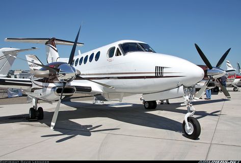 Photos: Hawker Beechcraft 350i King Air (B300) Aircraft Pictures ... King Air 350, Beechcraft King Air, Cabin Windows, Private Planes, Aircraft Sales, King Air, Helicopter Plane, Private Aircraft, Private Pilot