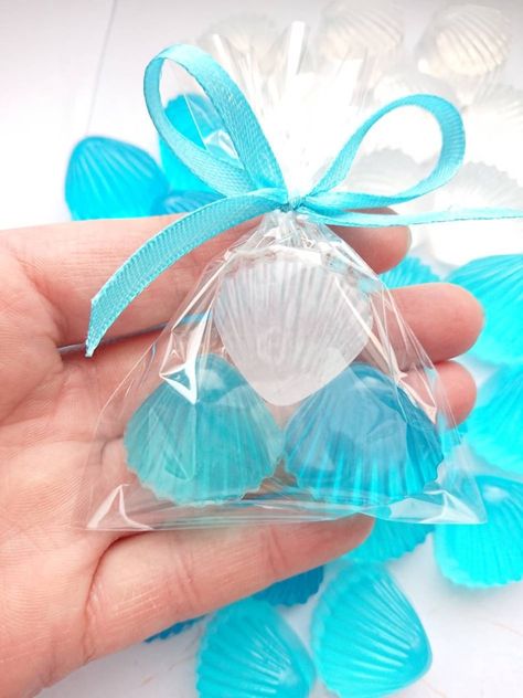 Beach Wedding Red, Blue Beach Wedding, Soap Wedding Favors, Beach Wedding Guests, Gifts For Guests, Mini Soaps, Soap Favors, Beach Wedding Favors, Wedding Favors For Guests