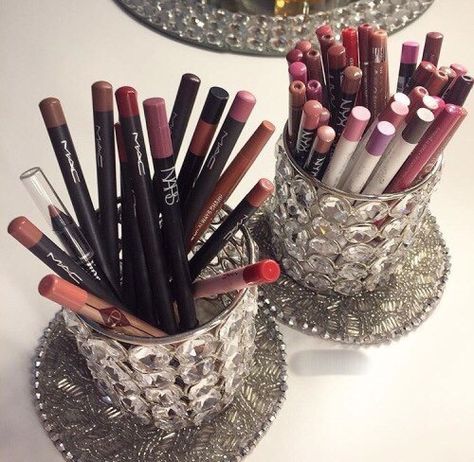 Makeup Collection Goals, Makeup Storage Organization, Makeup Bag Organization, Perfect Makeup, Makeup Storage, Makeup Case, Makeup Vanity, All Things Beauty, Beautiful Makeup