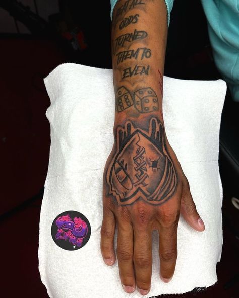 Best Hand Tattoos Men Unique, Men Hand Tattoos Ideas Unique, Black Men Hand Tattoos, Unique Hand Tattoos For Men, Hand Tattoos Cute, Calf Sleeve Tattoo, Wallpaper Rap, Unique Hand Tattoos, Dollar Tattoo