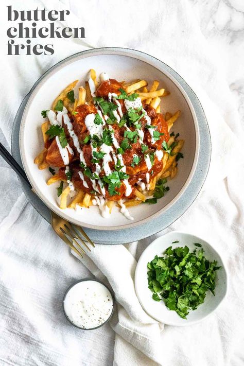 Butter Chicken Poutine, Grilled Potato Recipes, Chicken Poutine, Loaded Fries Recipe, Roasted Broccoli And Carrots, Perfect Potatoes, Baked French Fries, Crispy Chicken Wraps, Poutine Recipe