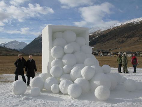 Snow Art Livigno Italy, Winter Fruits, Ice Party, Snow Balls, Snow Sculptures, Winter Fruit, Snow Art, White Party, Land Art