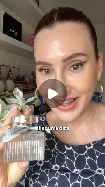 19K views · 2.2K likes | Adriana Tabuti on Instagram: "Perfume fresco e envolvente para se sentir feminina e cheirosa ?  Naturelle Eau de perfum de @chloe" Chloe Perfume, Chloe, On Instagram, Instagram, Fresco