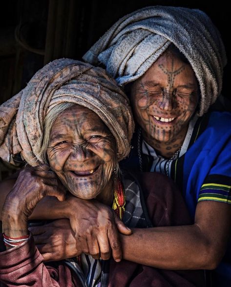 Myanmar Art, Facial Tattoos, Olive Grove, National Geographic Magazine, Island Art, Bagan, Photography Awards, Documentary Photography, Magazine Photography