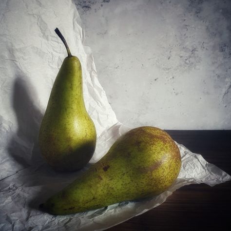 Pears Still Life by Charlie Wiskin Pear Still Life, Food Photography Fruit, Life Captions, Still Life Photos, Website Backgrounds, Still Life Art, Print Advertising, Fruit And Veg, Fruit Recipes