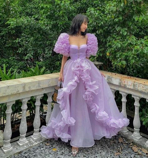 Organza Gown Designs, Princess Prom Dress, Prom Dress Short, Sleeve Ruffles, Princess Prom Dresses, Graduation Gown, A Line Maxi Dress, Best Prom Dresses, Short Puff Sleeve