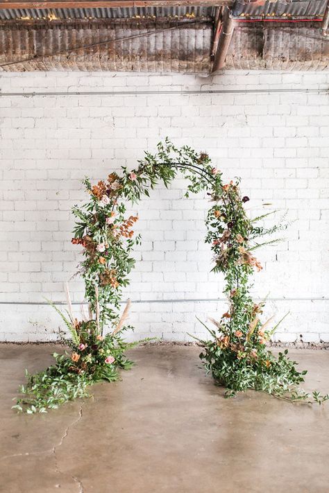 Industrial Farmhouse Decor - Rustic Meets Warehouse Wedding | Hey Wedding Lady Industrial Wedding Ceremony, Flower Archway, Fall Editorial, Rustic Wedding Details, Industrial Farmhouse Decor, Wedding Dress Backs, Colorful Wedding Invitations, Fall Wedding Inspiration, Farmhouse Decor Rustic