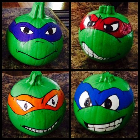 Pumpkins decorated as the Teenage Mutant Ninja Turtles. I painted these pumpkins… Ninja Turtle Pumpkin Painting, Turtle Pumpkin, Pumpkins Decorated, Ninja Turtle Pumpkin, Pirate Pumpkin, Character Pumpkins, Tmnt Party, Turtle Costumes, Pumpkin Contest